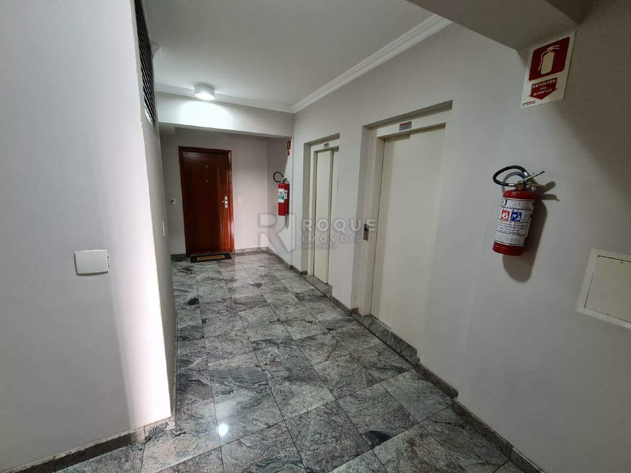 Apartamento à venda no bairro Vila São João: 