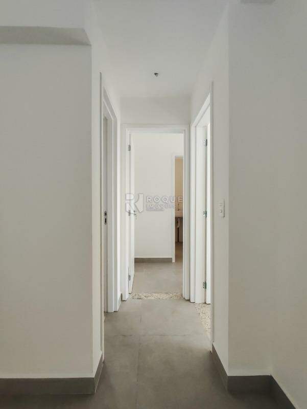 Apartamento à venda no bairro Jardim Santo André: CORREDOR INTERNO