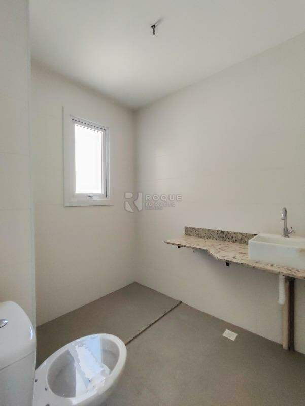 Apartamento à venda no bairro Jardim Santo André: WC SUÍTE