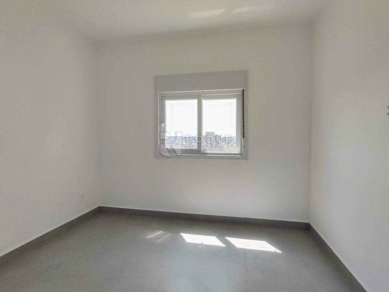 Apartamento à venda no bairro Jardim Santo André: SUÍTE