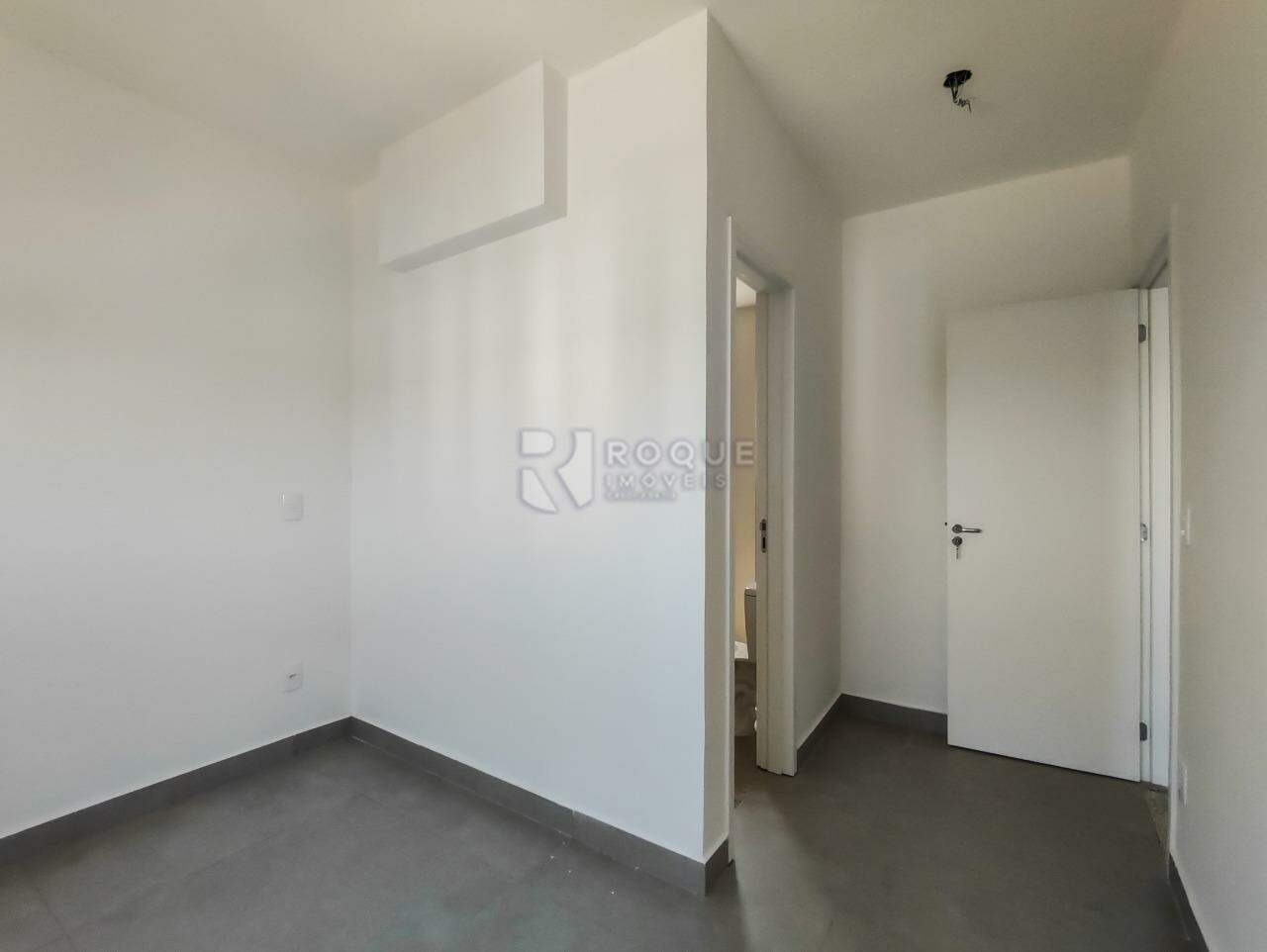 Apartamento à venda no bairro Jardim Santo André: SUÍTE