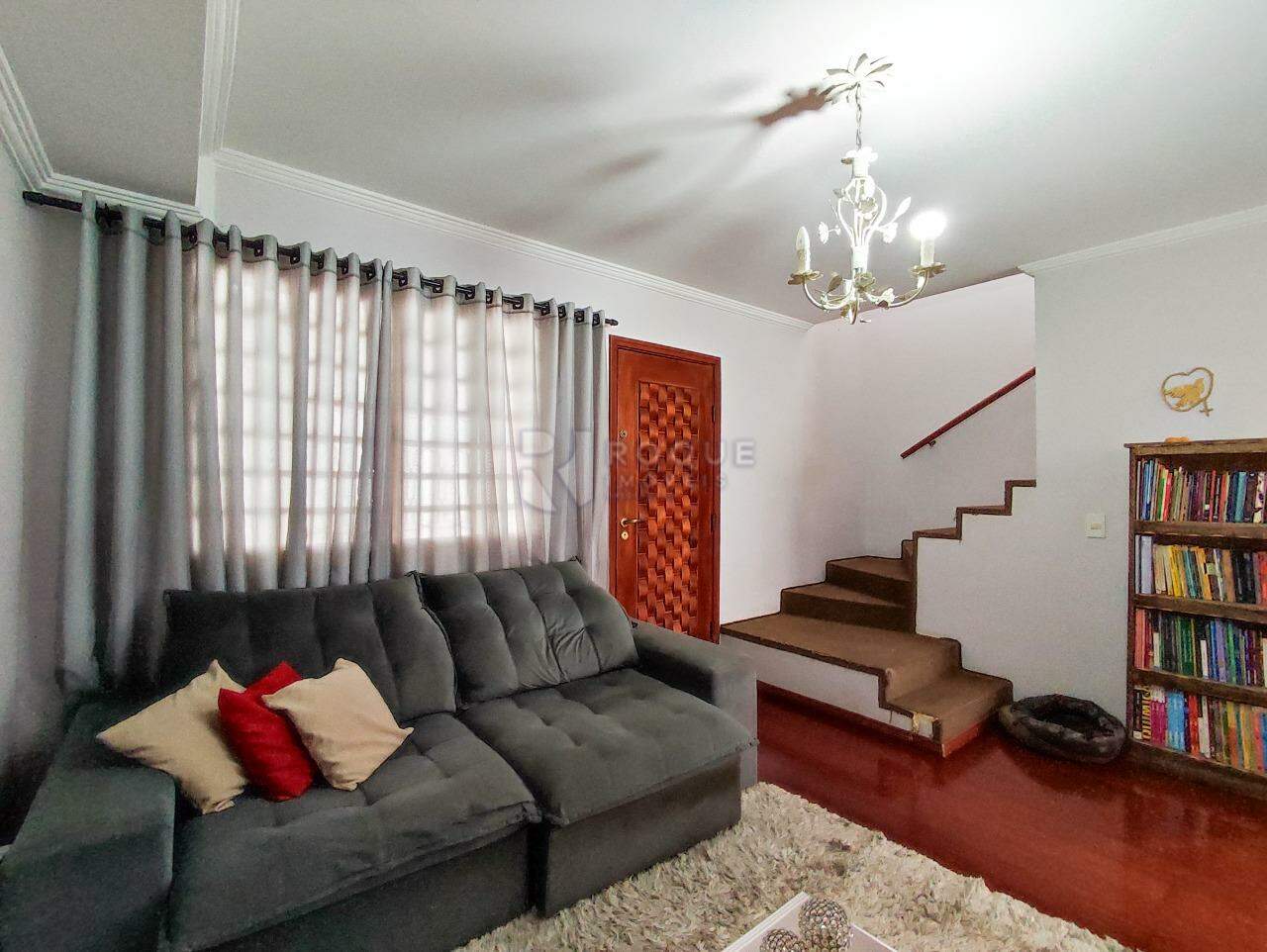 Casa Residencial à venda no bairro Jardim São Roque: SALA DE TV