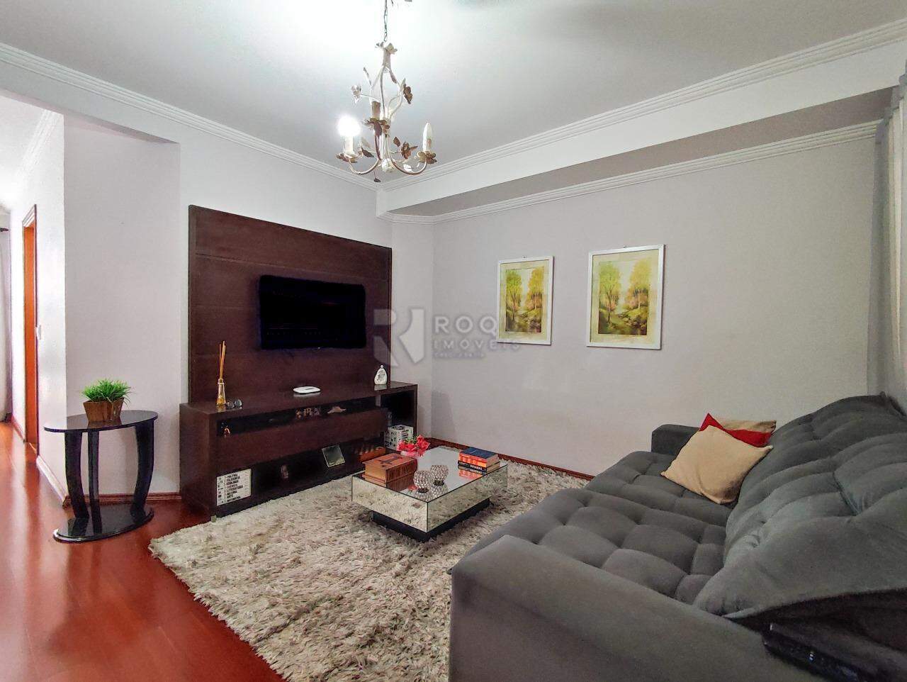 Casa Residencial à venda no bairro Jardim São Roque: SALA DE TV