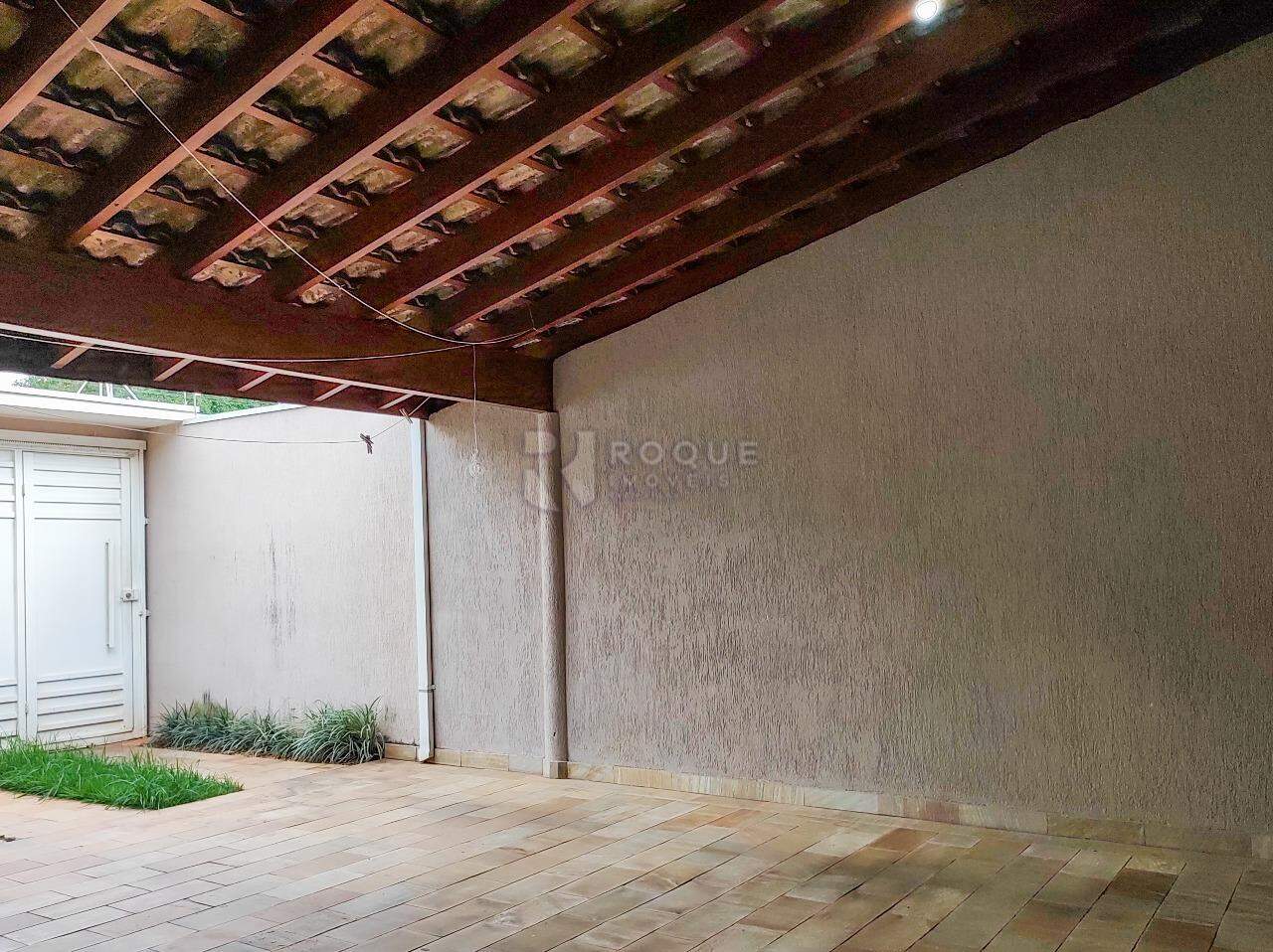 Casa Residencial à venda no bairro Jardim São Roque: GARAGEM