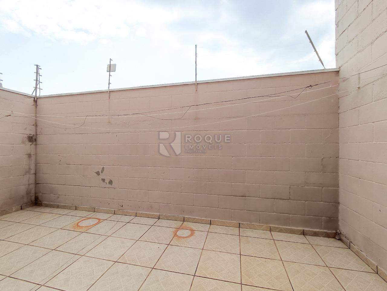 Casa Residencial à venda no bairro Jardim São Roque: ÁREA DE VARAL