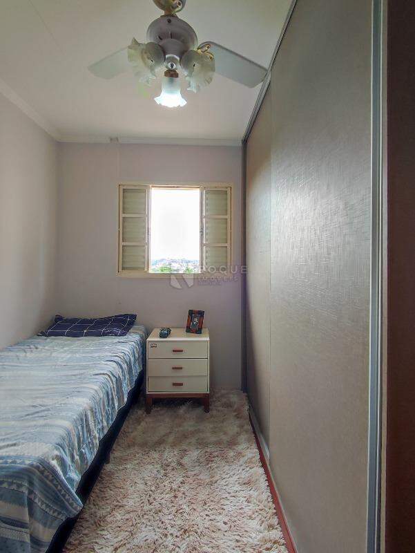 Casa Residencial à venda no bairro Jardim São Roque: DORMITÓRIO 1