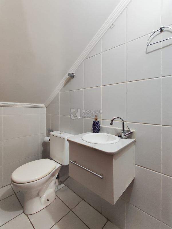 Casa Residencial à venda no bairro Jardim São Roque: LAVABO
