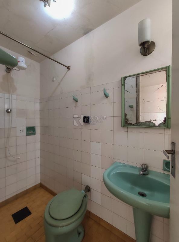 Casa Comercial para aluguel no bairro Centro: WC externo 