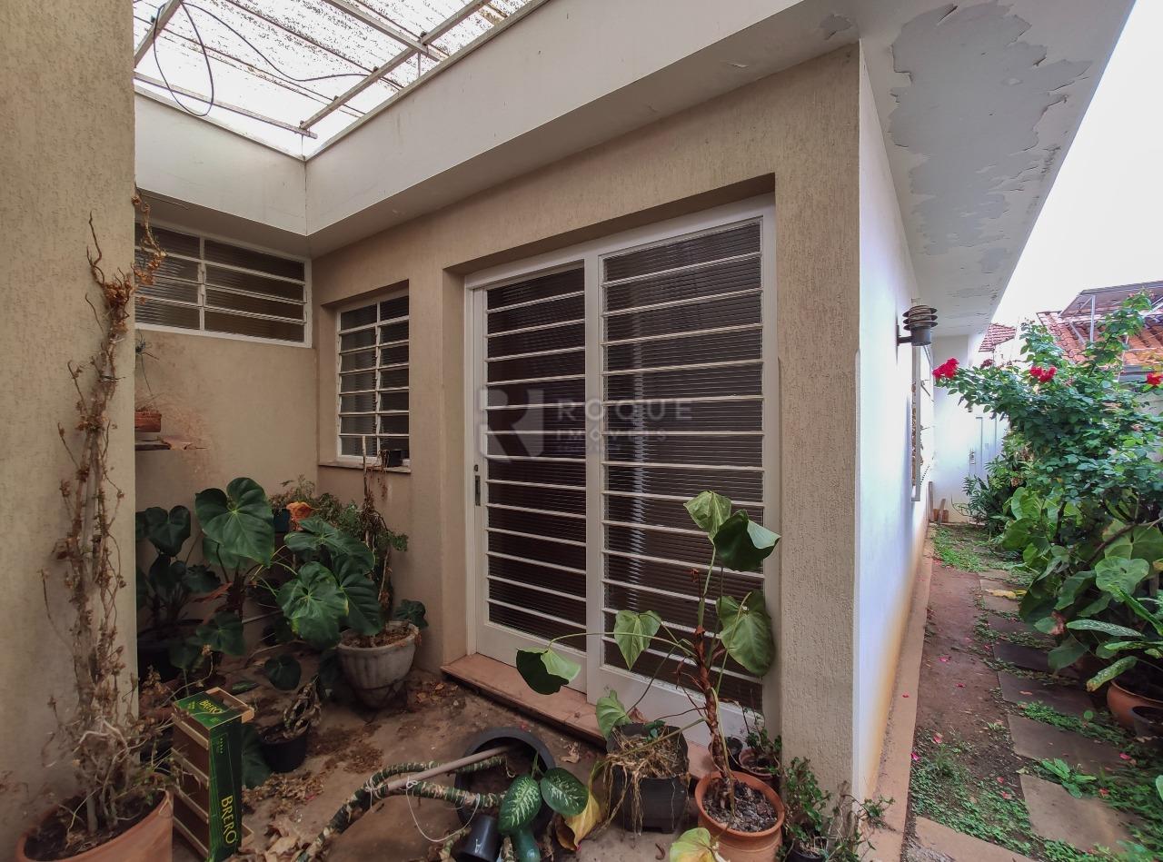 Casa Comercial para aluguel no bairro Centro: Área externa 