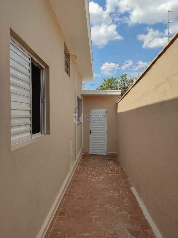 Casa Residencial para aluguel no bairro Cidade Jardim: Corredor