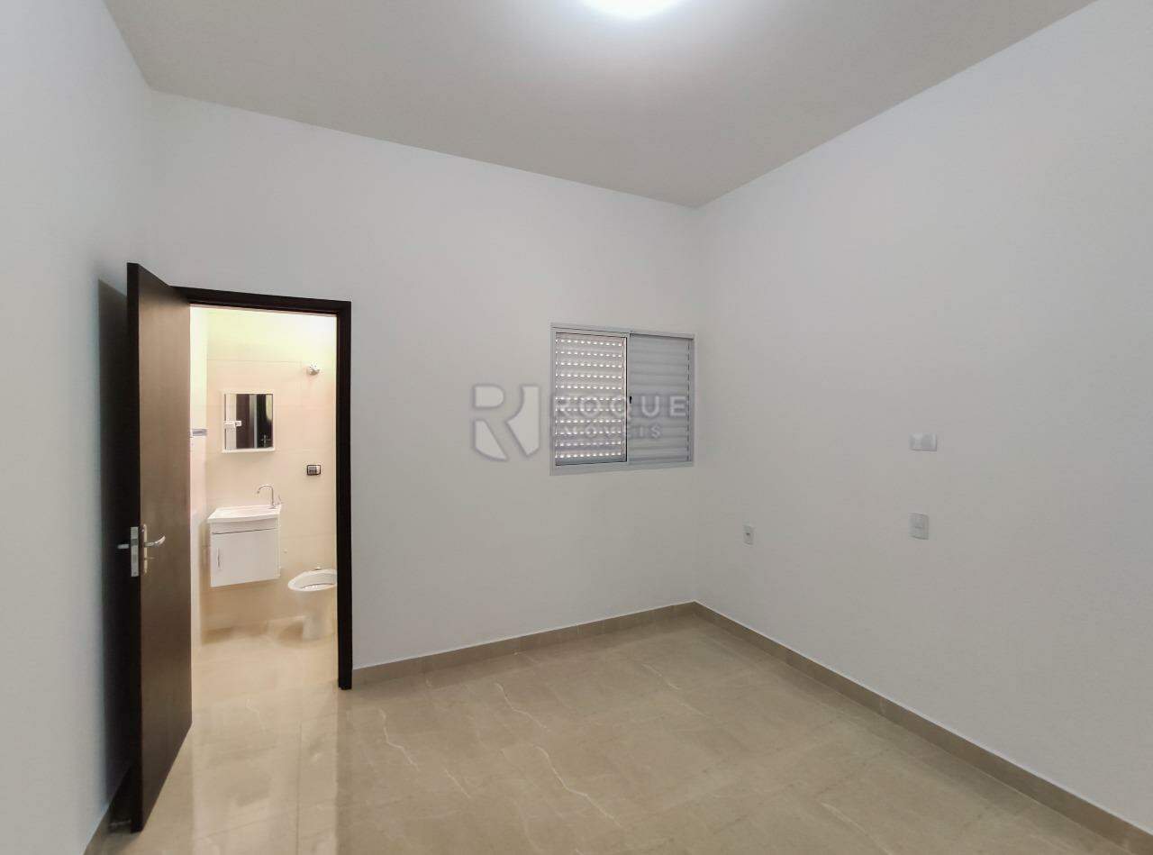 Casa Residencial para aluguel no bairro Cidade Jardim: Dormitório 2 suíte