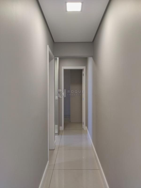 Apartamento para aluguel no bairro Jardim Santo André: Hall 