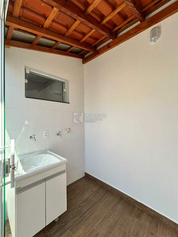 Casa Residencial para aluguel no bairro Residencial Colinas do Engenho I: Área de serviço 