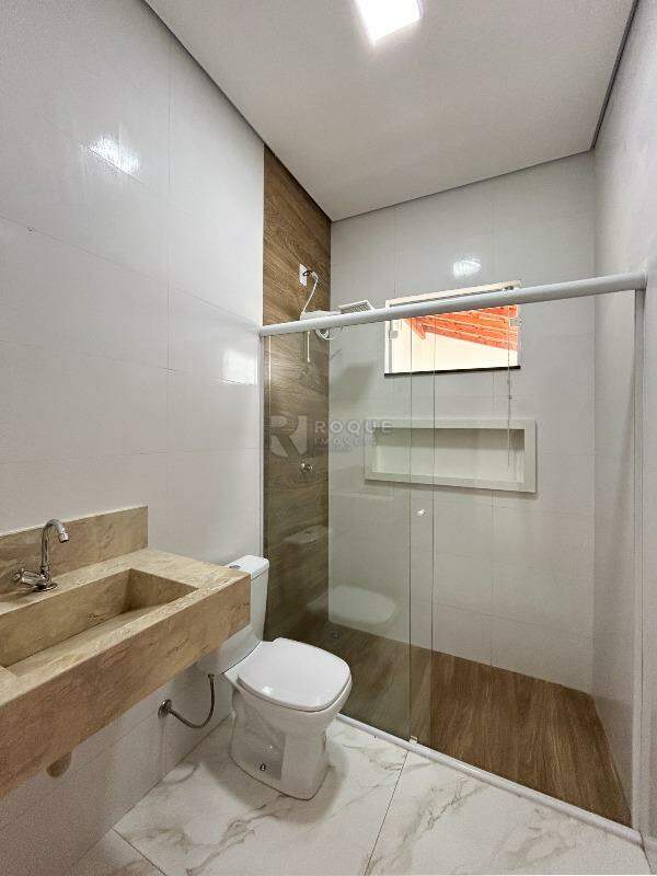 Casa Residencial para aluguel no bairro Residencial Colinas do Engenho I: WC suíte 