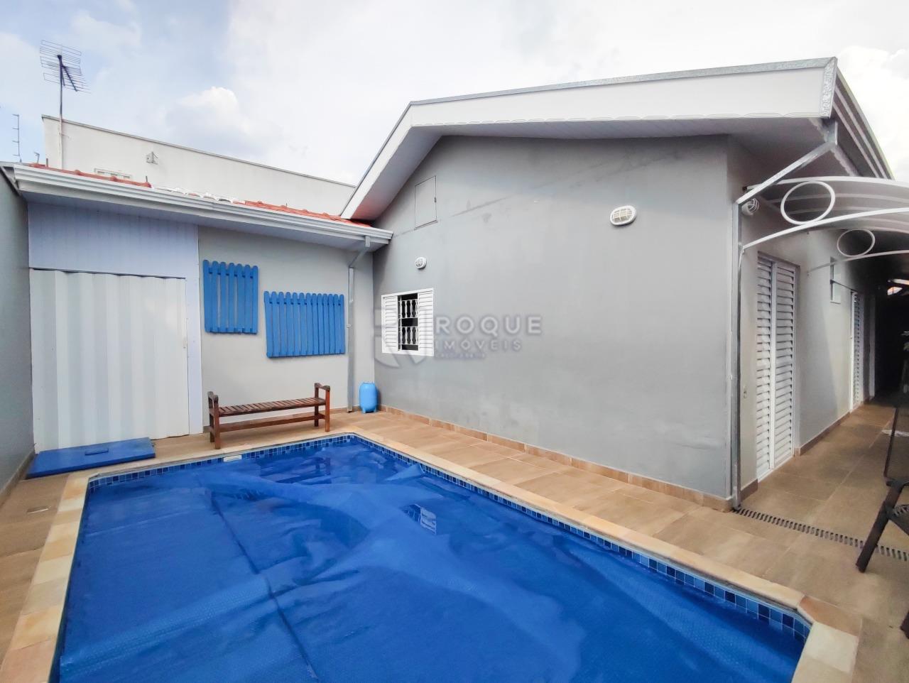 Casa Residencial à venda no bairro Jardim Ipanema: ÁREA EXTERNA