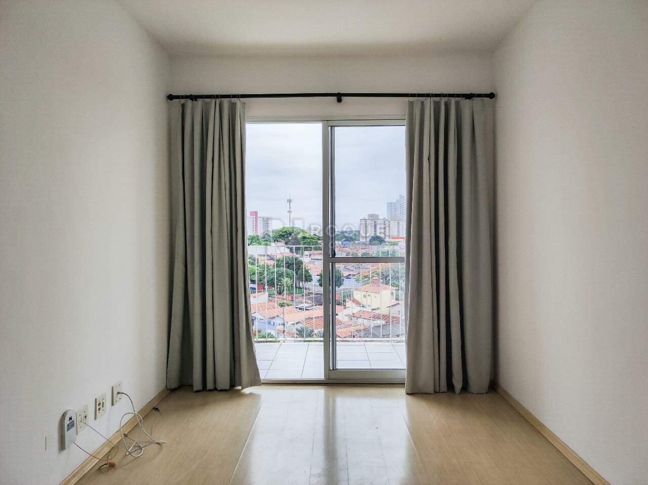 Apartamento à venda no bairro Jardim Esmeralda: SALA