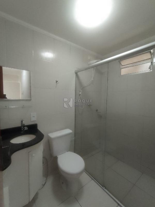 Apartamento à venda no bairro Chácaras Antonieta: WC social