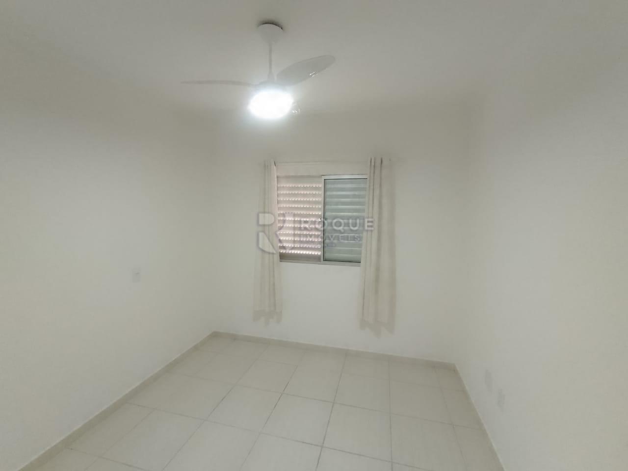 Apartamento à venda no bairro Chácaras Antonieta: Dormitório 1