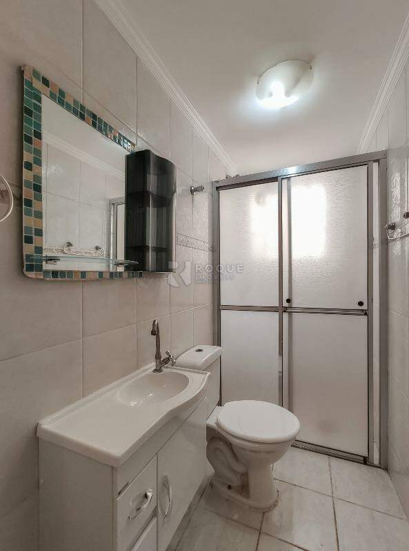 Apartamento para aluguel no bairro Itaipu: WC social 