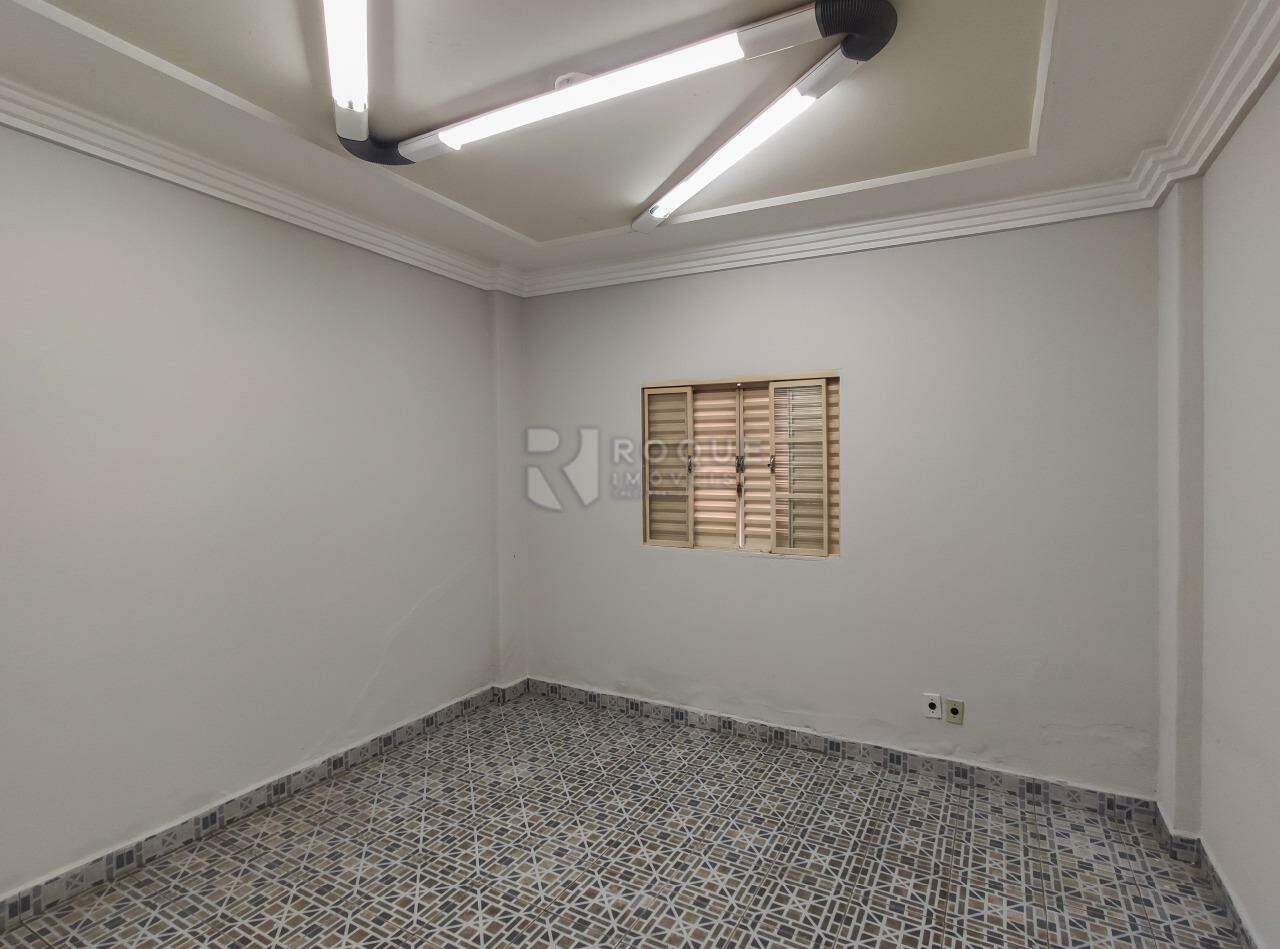 Casa Residencial para aluguel no bairro Vila Cristovam: Dormitório 2