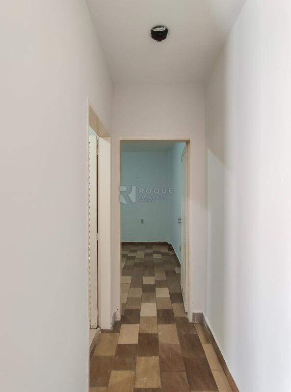 Casa Residencial para aluguel no bairro Vila Cristovam: Hall 