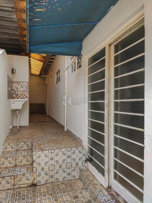 Casa Residencial para aluguel no bairro Vila Cristovam: Área de serviço 
