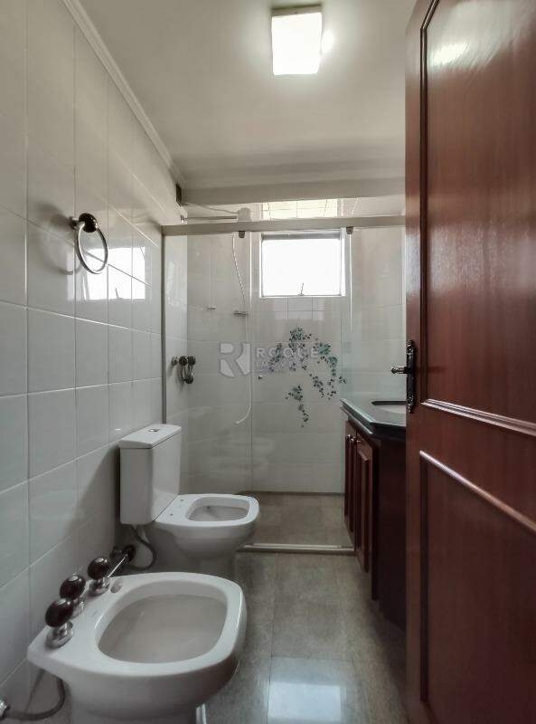 Apartamento para aluguel no bairro Centro: WC suíte