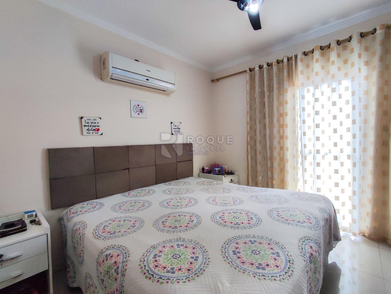 Casa Residencial à venda no bairro Parque Pompeo: SUÍTE