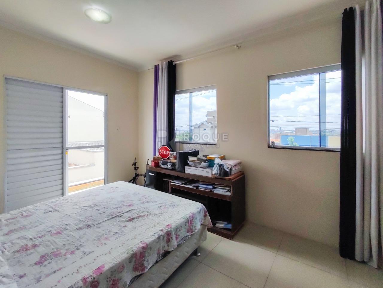 Casa Residencial à venda no bairro Parque Pompeo: DORMITÓRIO 1