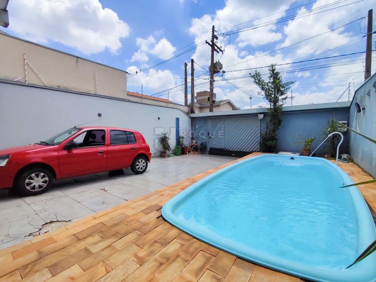 Casa Residencial à venda no bairro Parque Pompeo: ÁREA EXTERNA