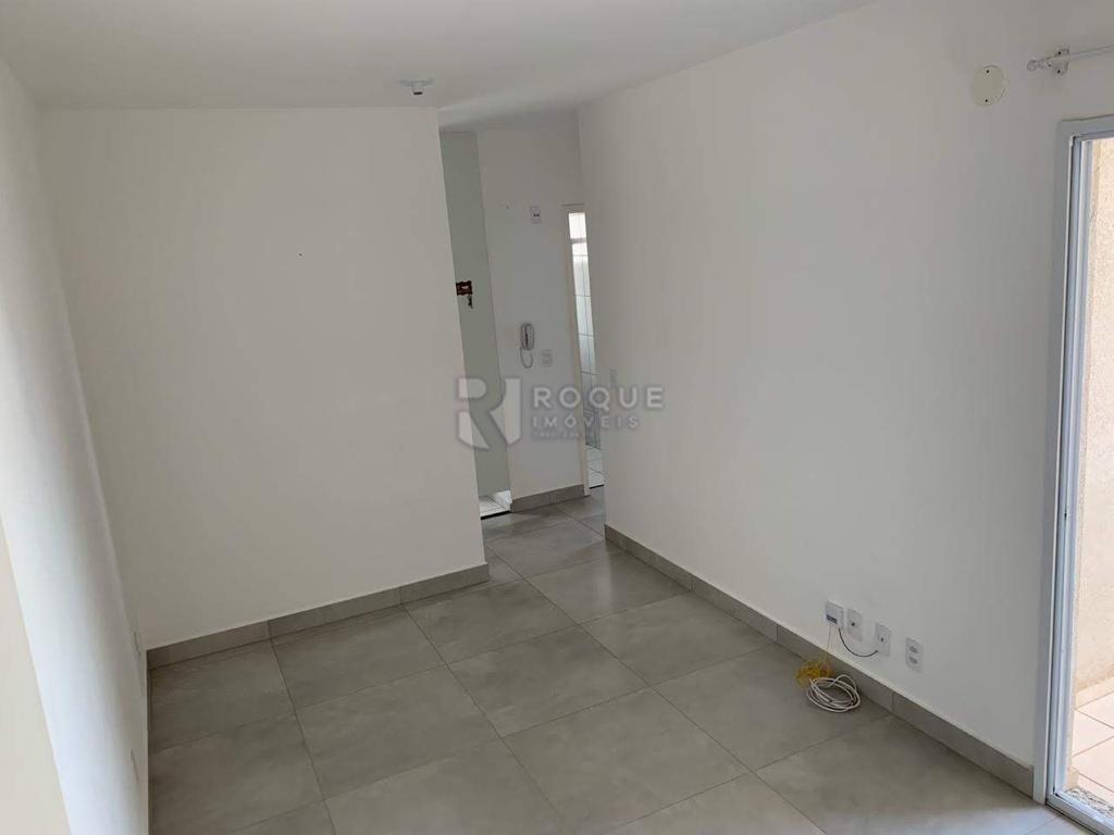 Apartamento à venda no bairro Residencial Rubi: SALA 