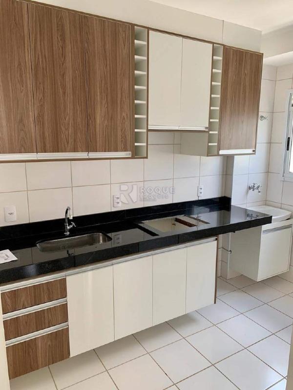 Apartamento à venda no bairro Residencial Rubi: COZINHA
