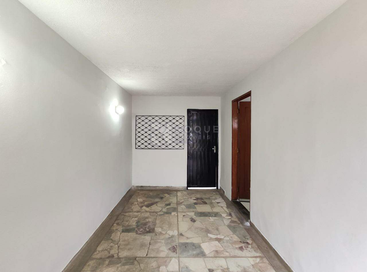 Casa Residencial para aluguel no bairro Vila Claudia: Garagem 