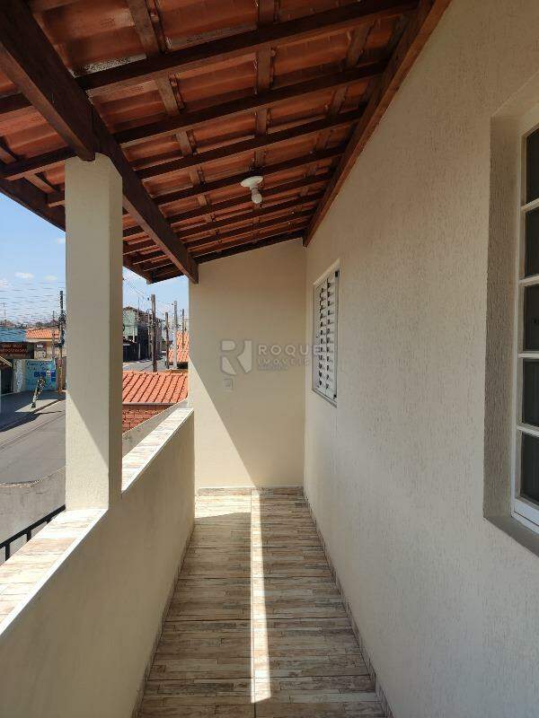 Casa Residencial para aluguel no bairro Jardim Residencial Santa Amália: Sacada de acesso 