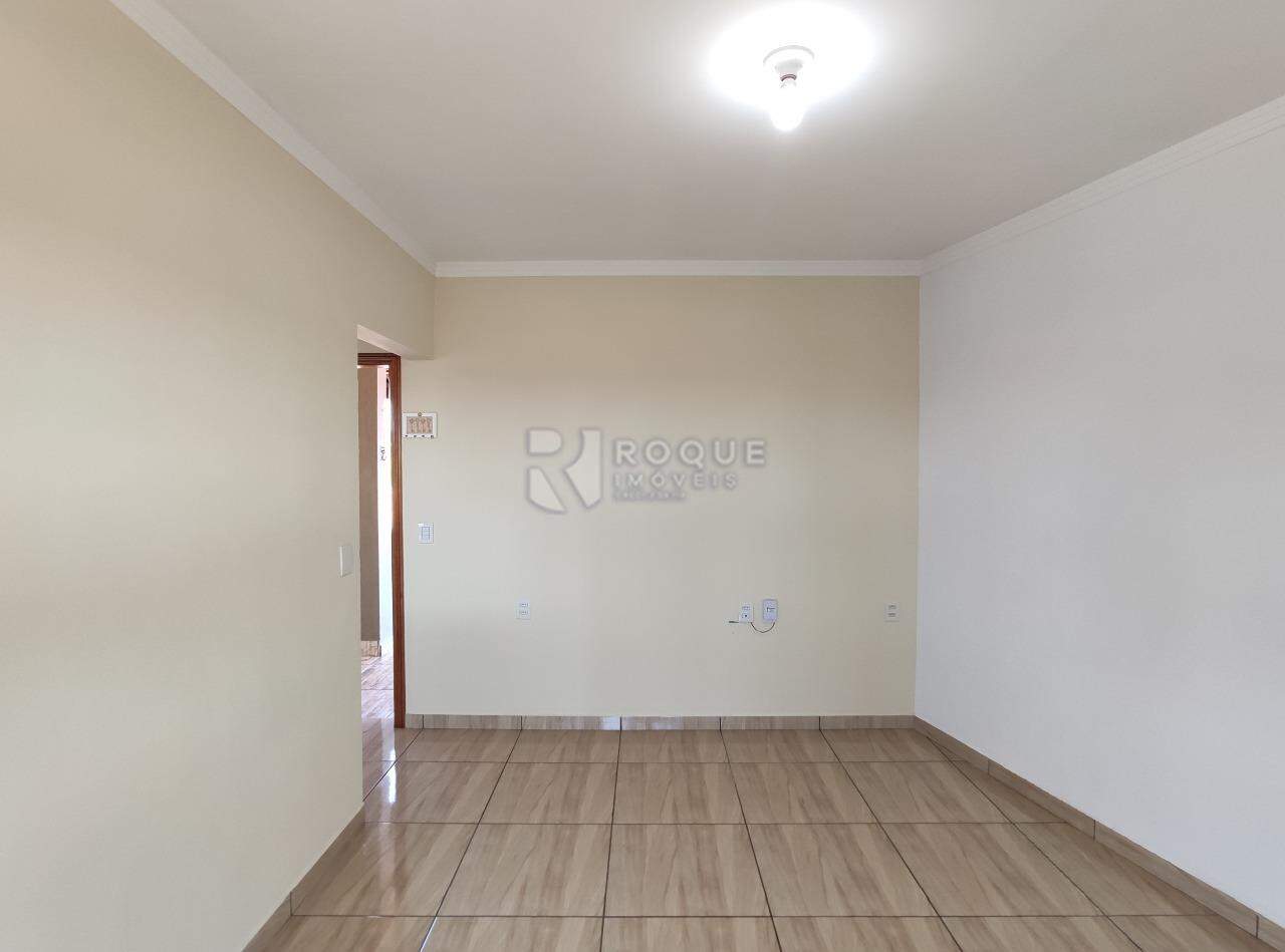 Casa Residencial para aluguel no bairro Jardim Residencial Santa Amália: Sala 