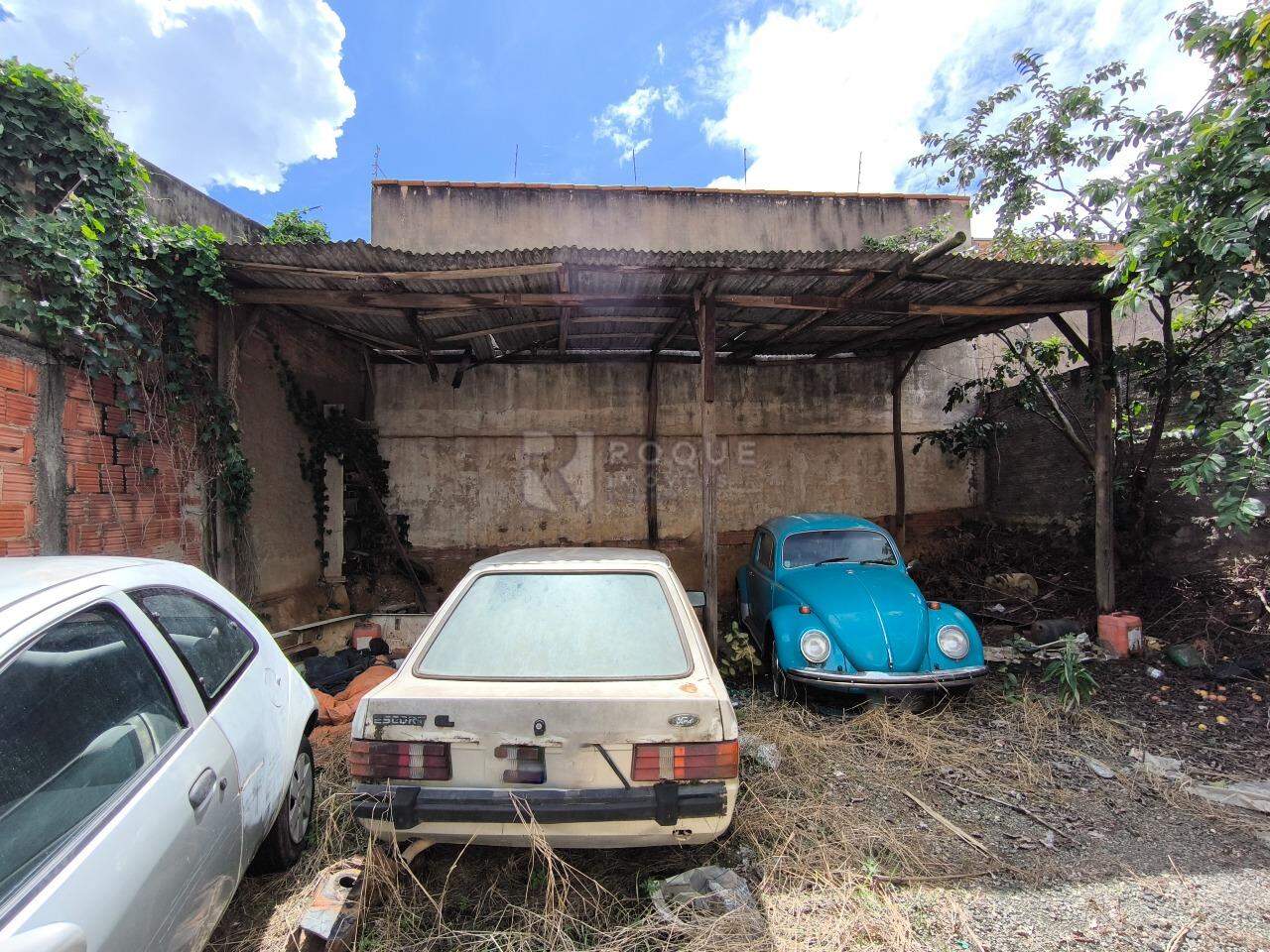 Terreno à venda no bairro Vila Claudia: 
