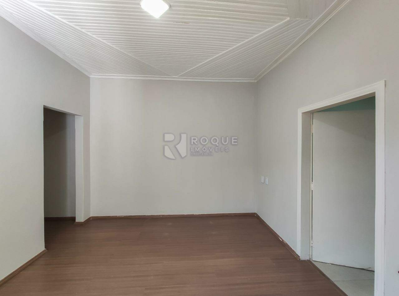 Casa Residencial para aluguel no bairro Vila São João: Sala