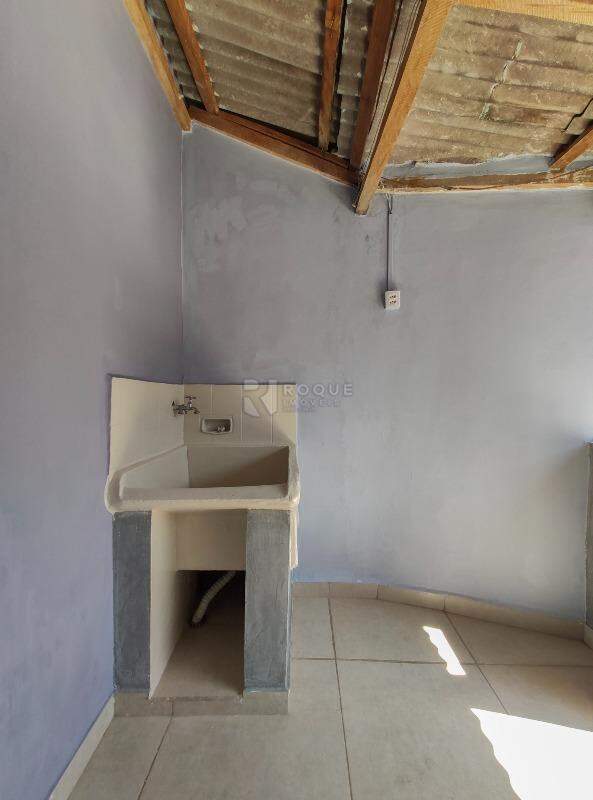 Casa Residencial para aluguel no bairro Vila São João: Área de serviço 