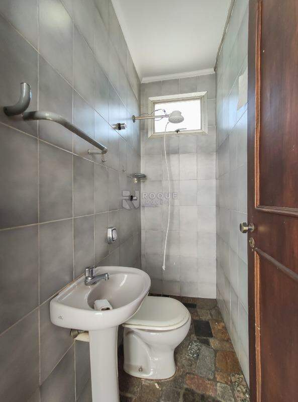 Casa Residencial para aluguel no bairro Boa Vista: WC fundo