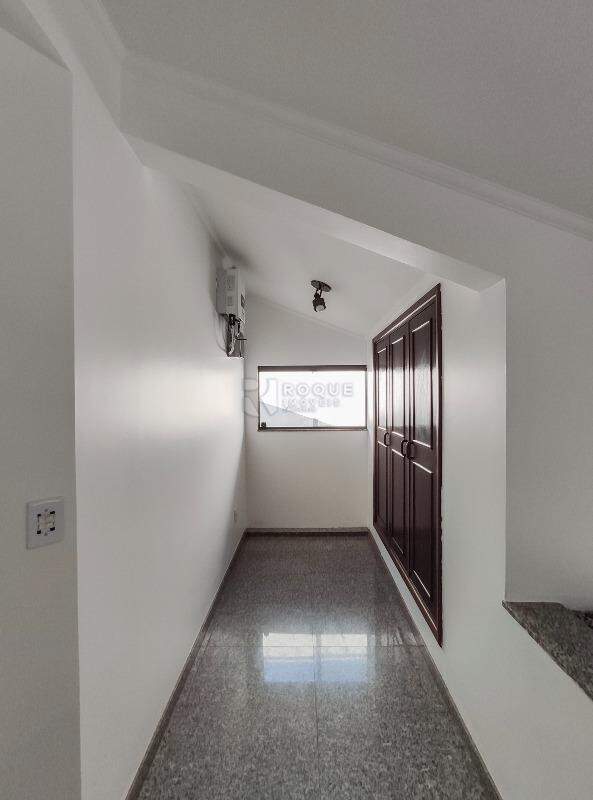 Casa Residencial para aluguel no bairro Boa Vista: Hall segundo andar