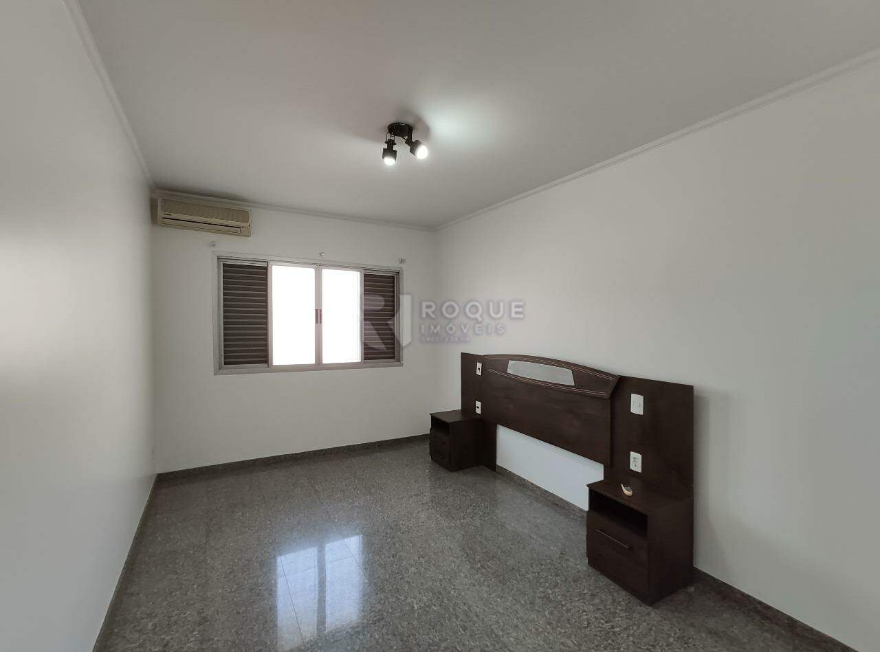 Casa Residencial para aluguel no bairro Boa Vista: Dormitório 3 suíte segundo andar