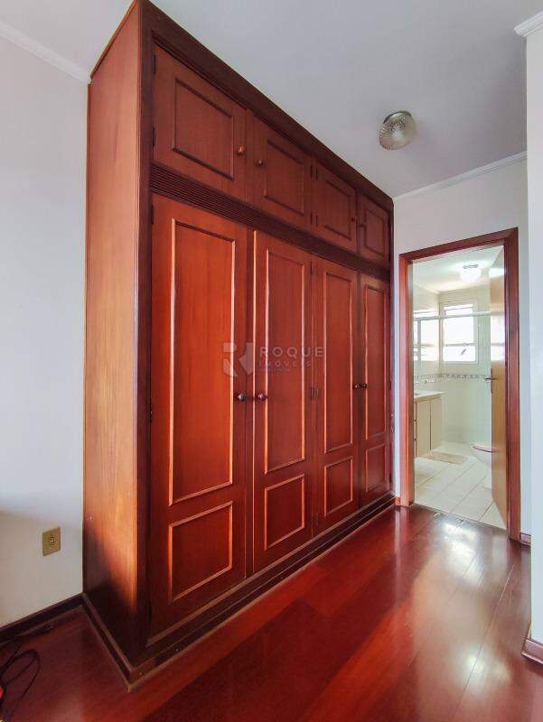 Apartamento à venda no bairro Centro: SUÍTE