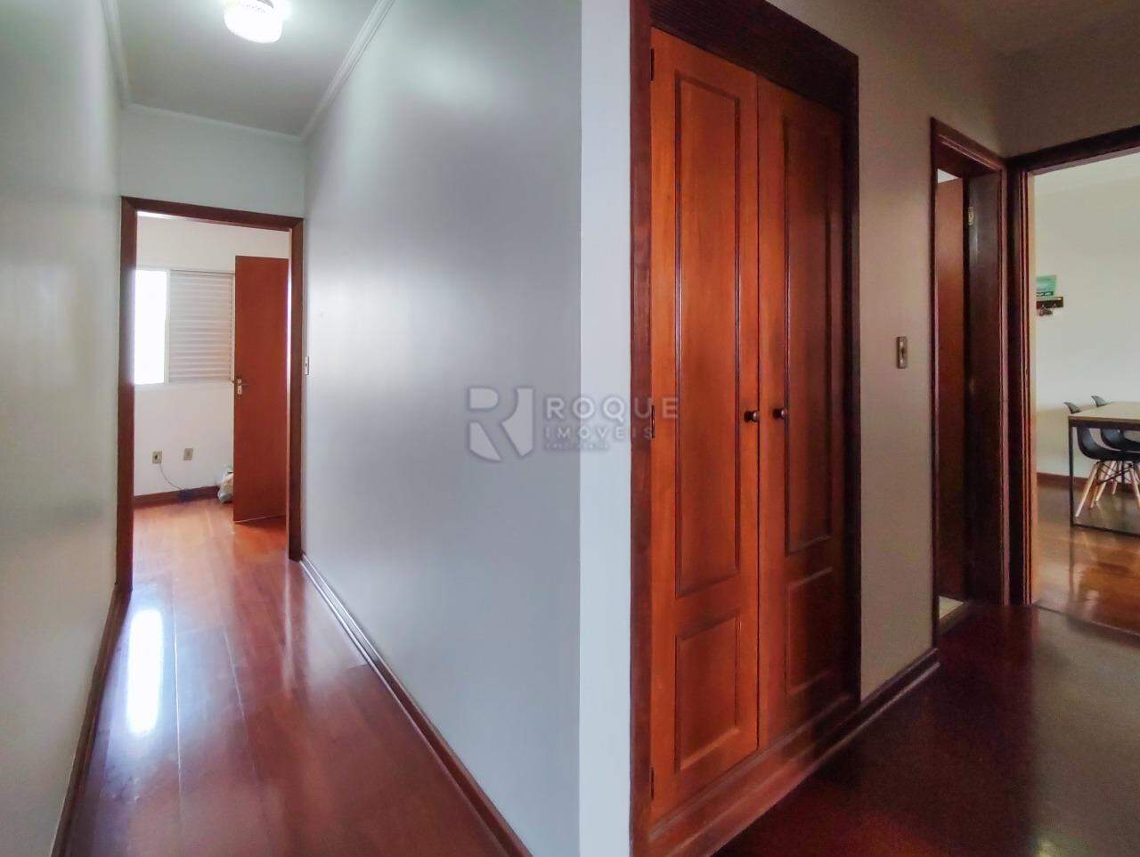 Apartamento à venda no bairro Centro: ROUPEIRO