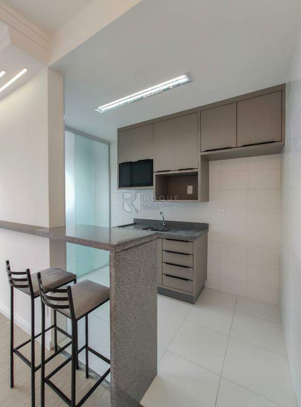 Apartamento para aluguel no bairro Jardim Senador Vergueiro: Cozinha 