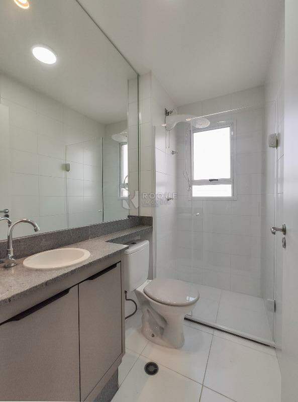 Apartamento para aluguel no bairro Jardim Senador Vergueiro: WC social 