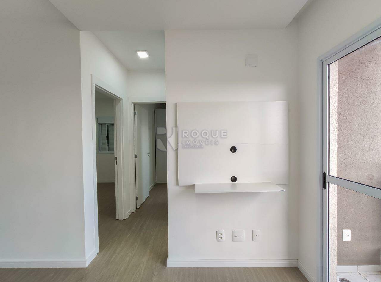 Apartamento para aluguel no bairro Jardim Senador Vergueiro: Sala 