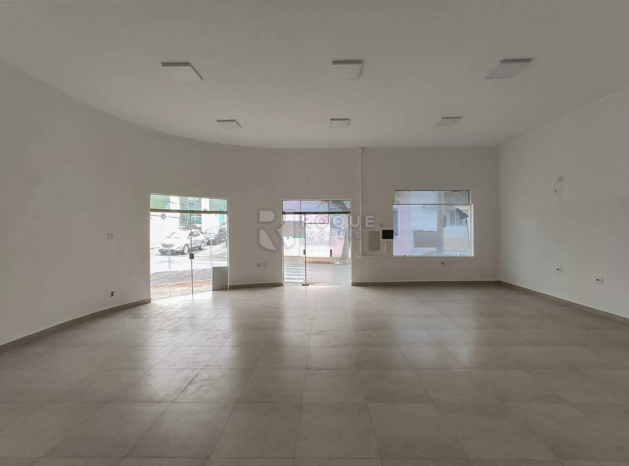 Casa Comercial para aluguel no bairro Centro: Salão 