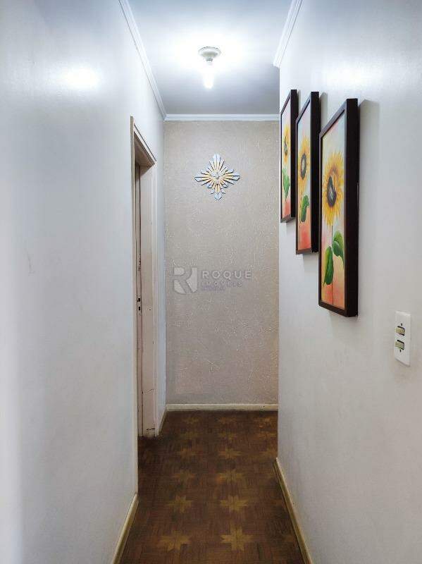 Apartamento à venda no bairro Vila Anita: CORREDOR INTERNO