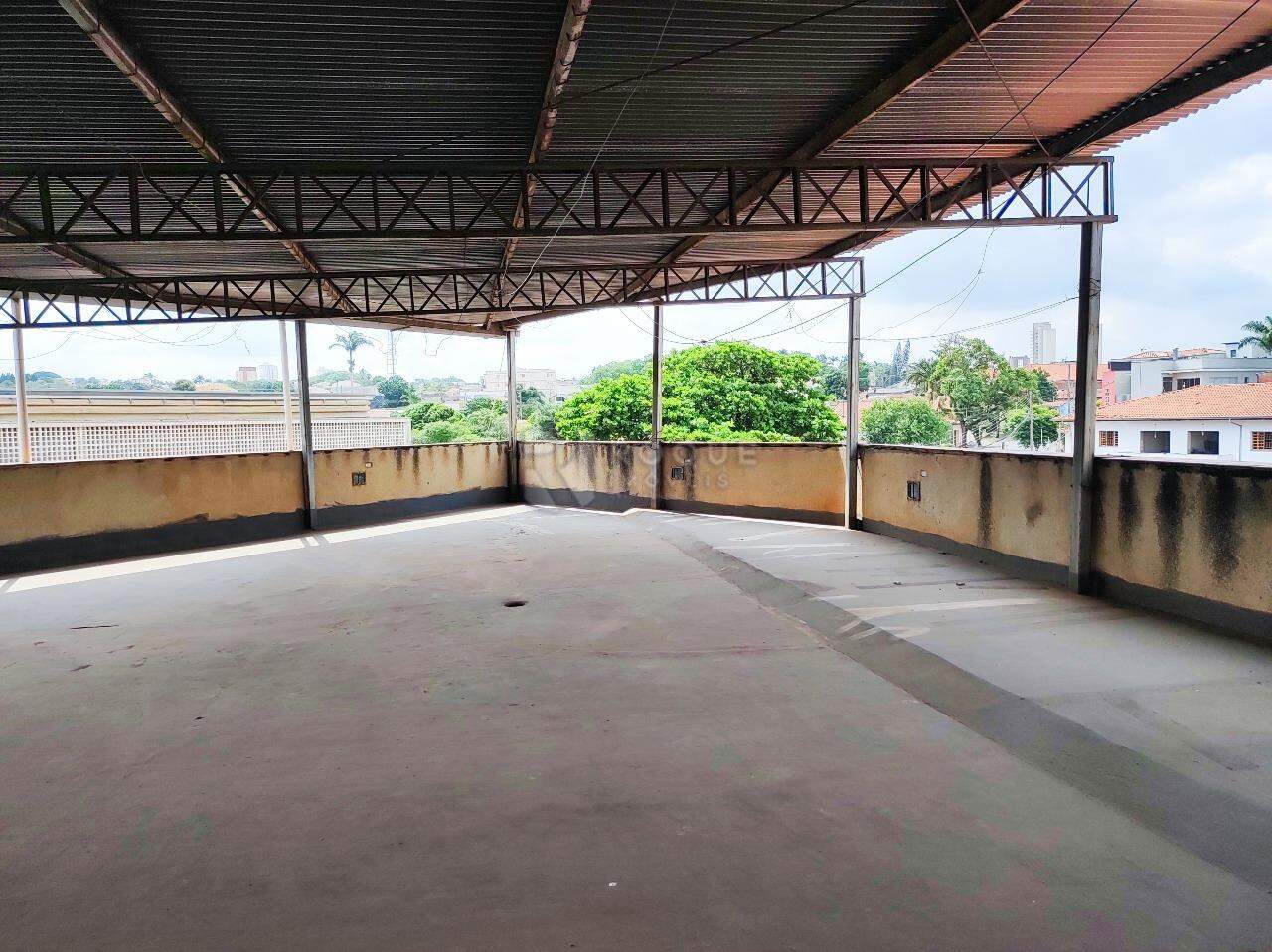 Apartamento à venda no bairro Vila Anita: TERRAÇO