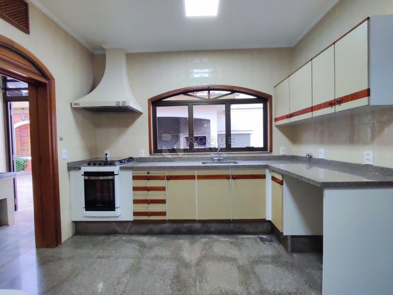 Casa Residencial à venda no bairro Jardim Mercedes: COZINHA